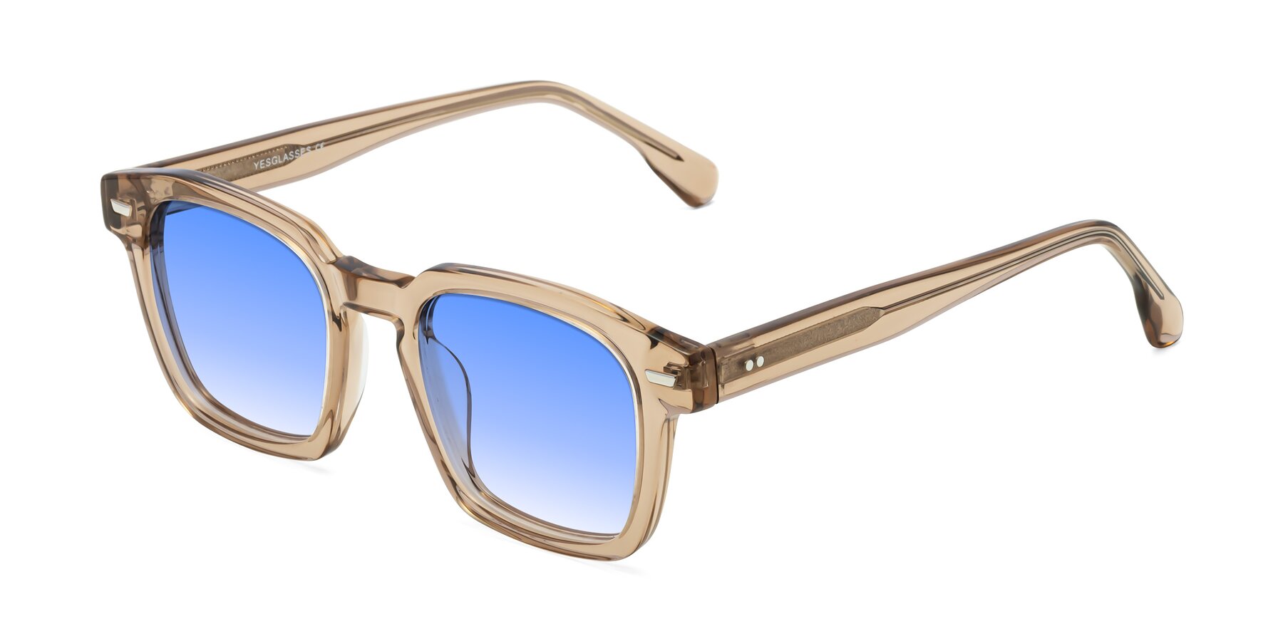 Angle of Finesse in Champagne with Blue Gradient Lenses