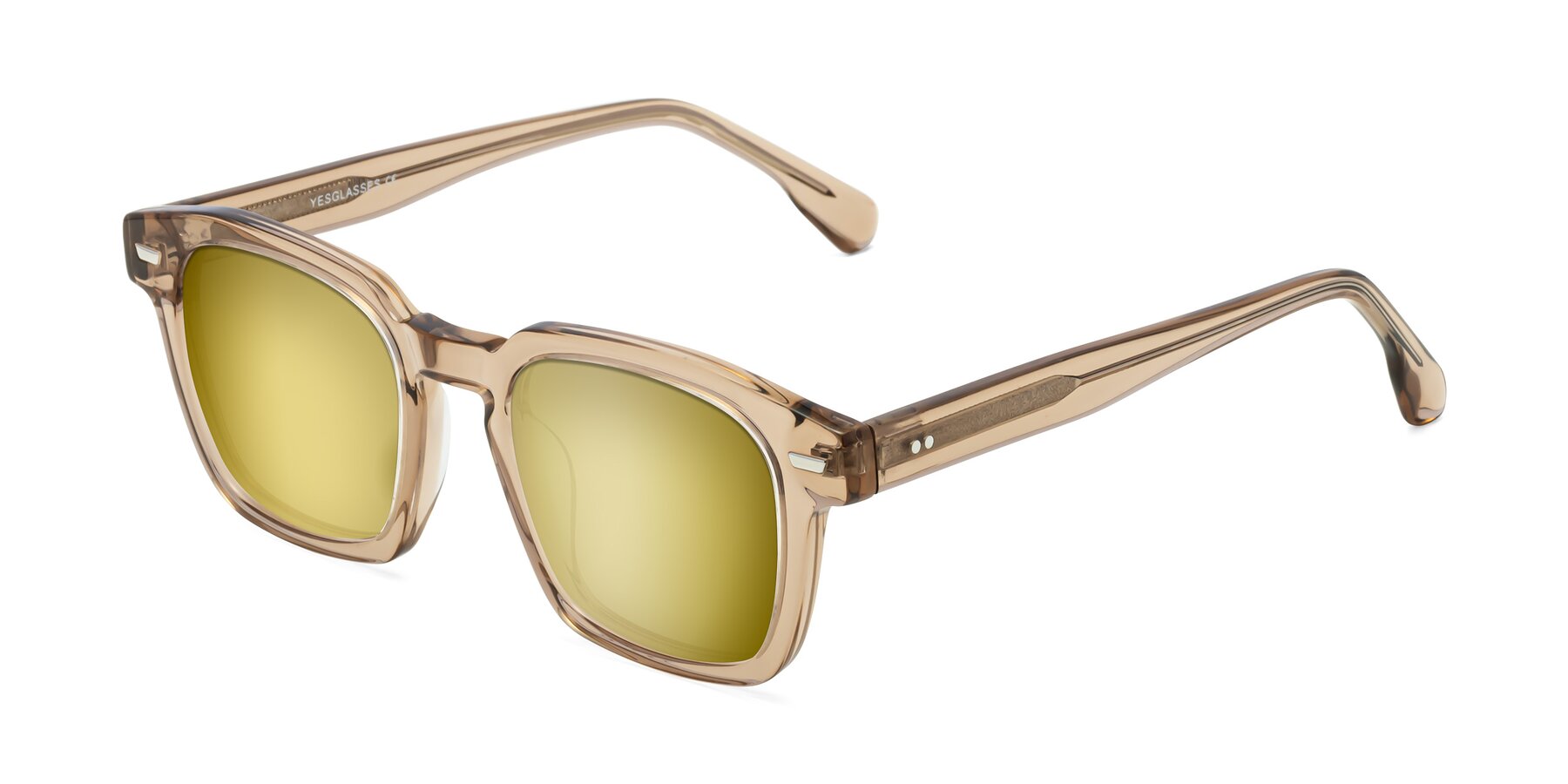 Angle of Finesse in Champagne with Gold Mirrored Lenses