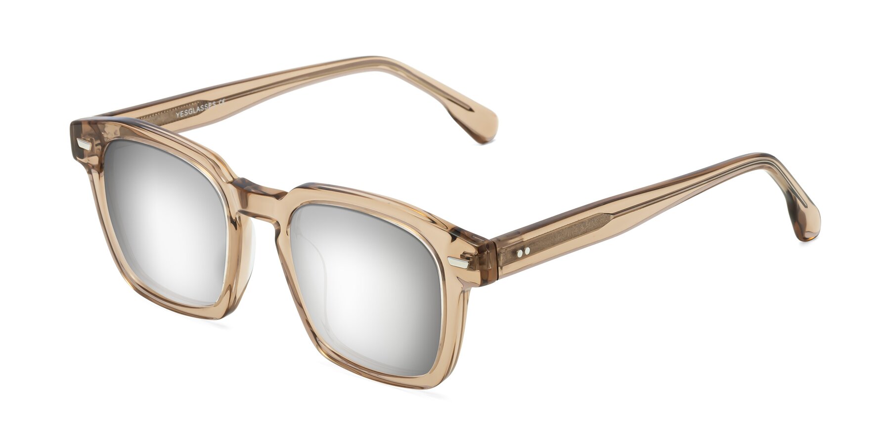 Angle of Finesse in Champagne with Silver Mirrored Lenses