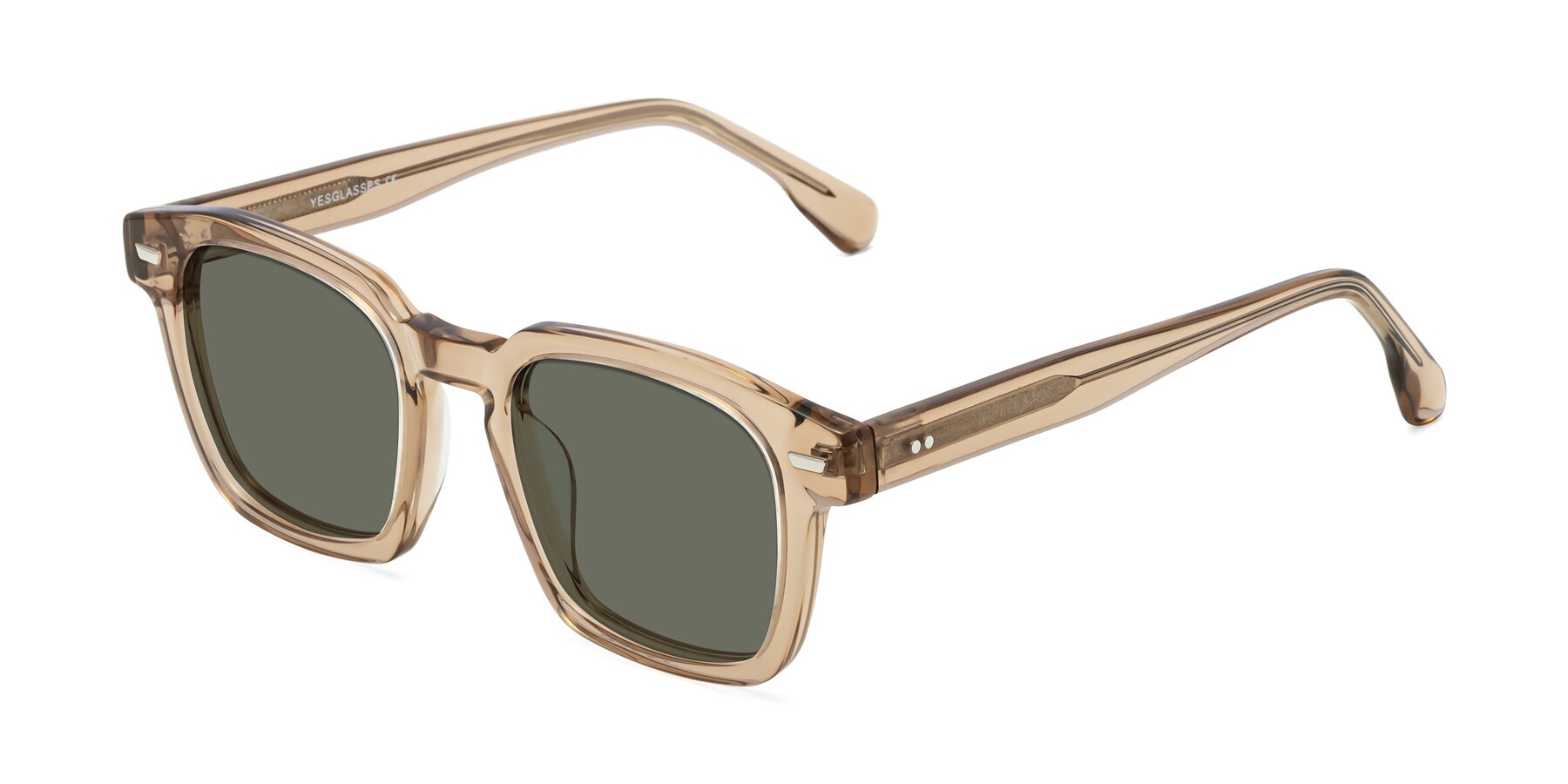 Angle of Finesse in Champagne with Gray Polarized Lenses