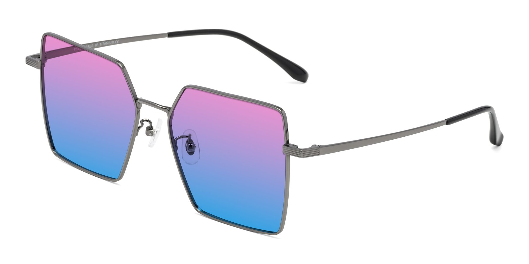 Angle of La Villa in Gunmetal with Pink / Blue Gradient Lenses