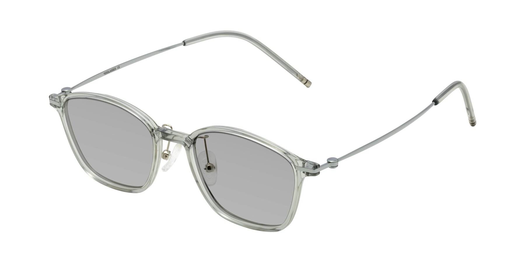 Angle of Cato in Light Gray with Light Gray Tinted Lenses