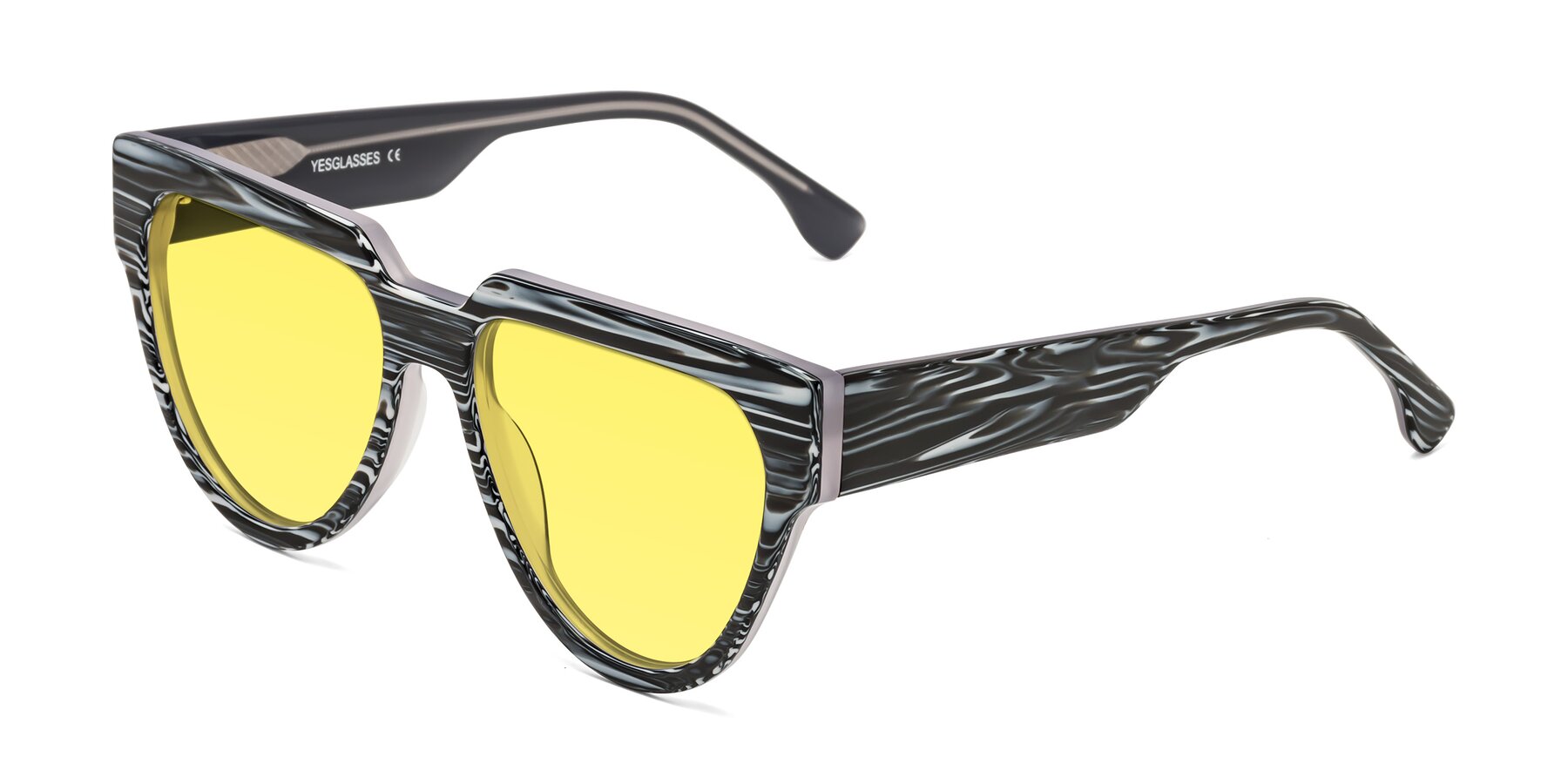 Angle of Yorke in Zebra-Print with Medium Yellow Tinted Lenses