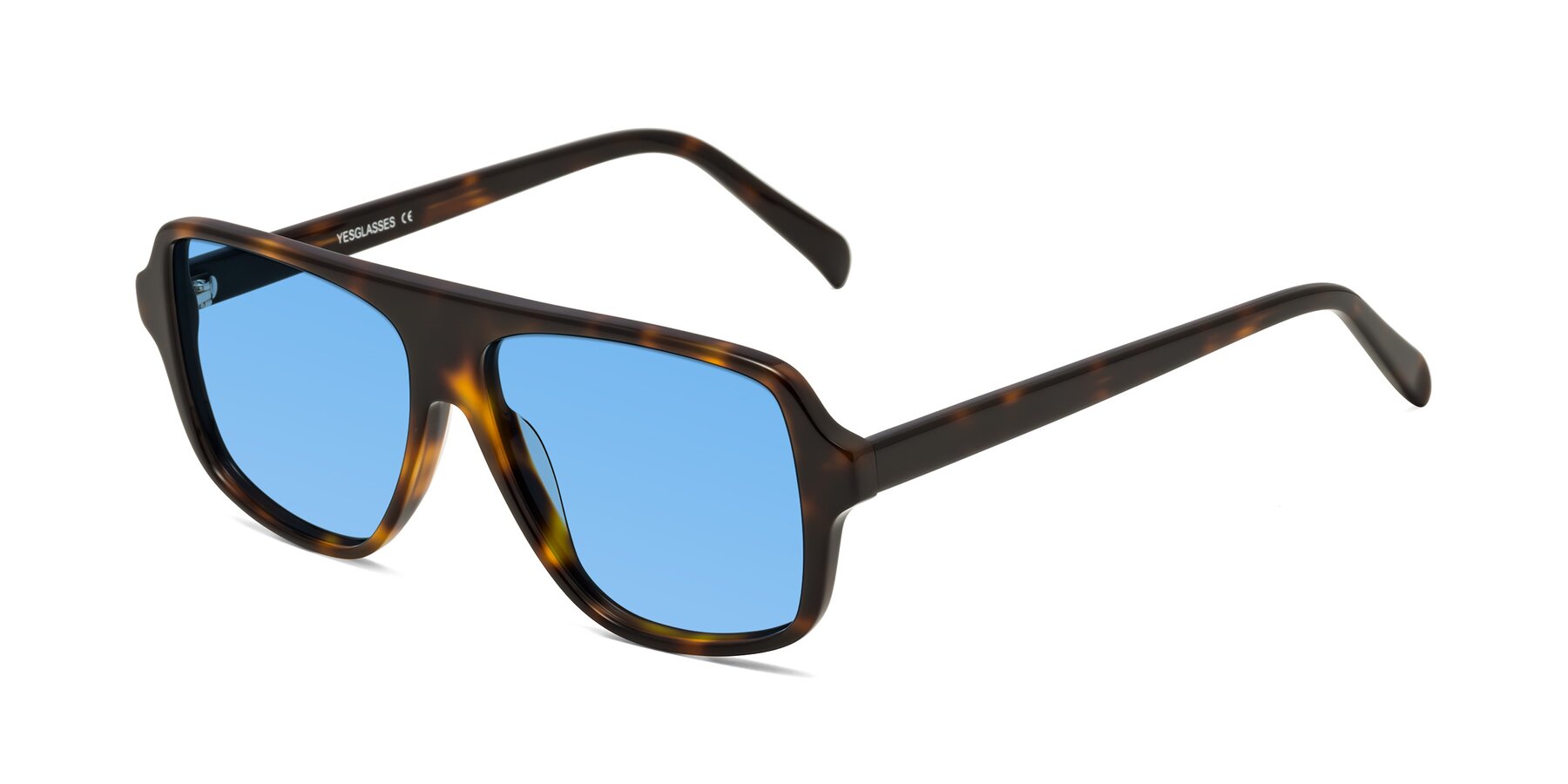 Angle of O'Leary in Tortoise with Medium Blue Tinted Lenses