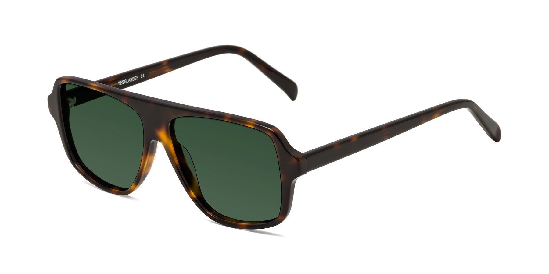 Angle of O'Leary in Tortoise with Green Tinted Lenses