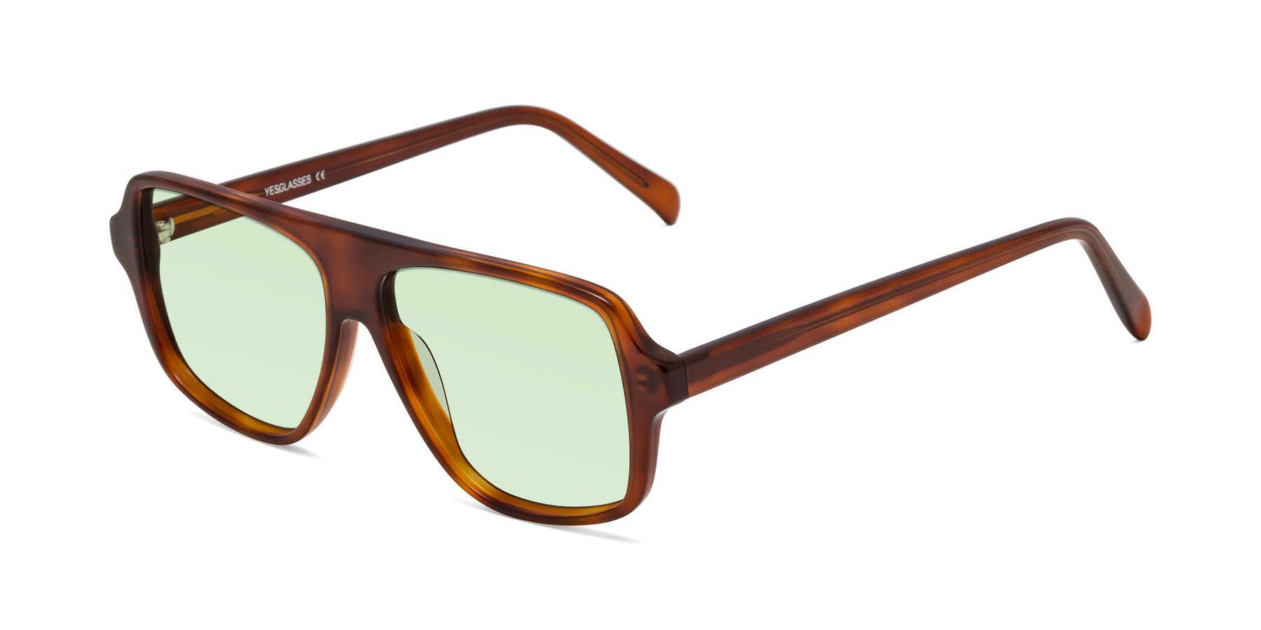 Angle of O'Leary in Maple Syrup with Light Green Tinted Lenses