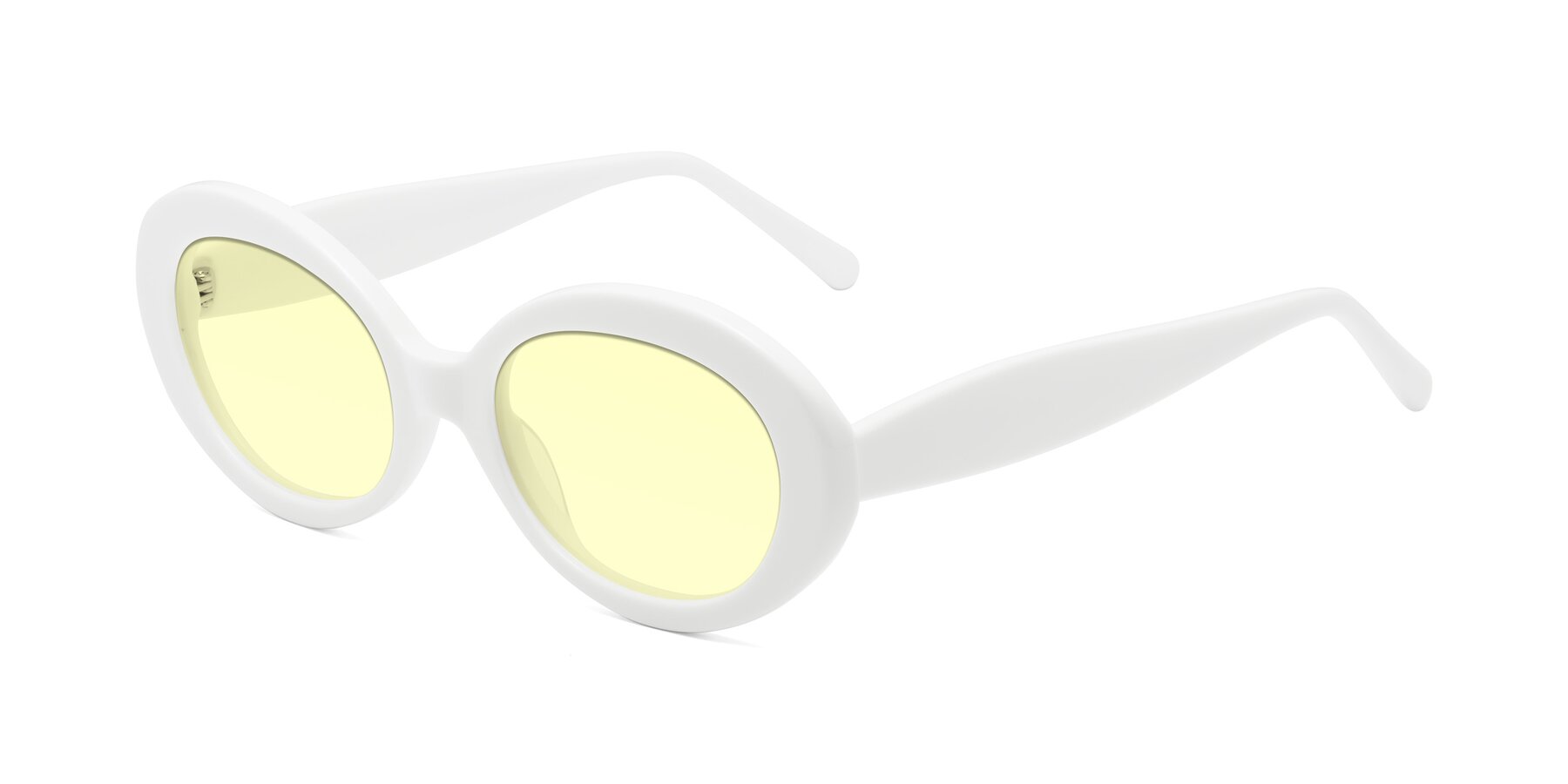 Angle of Fair in White with Light Yellow Tinted Lenses