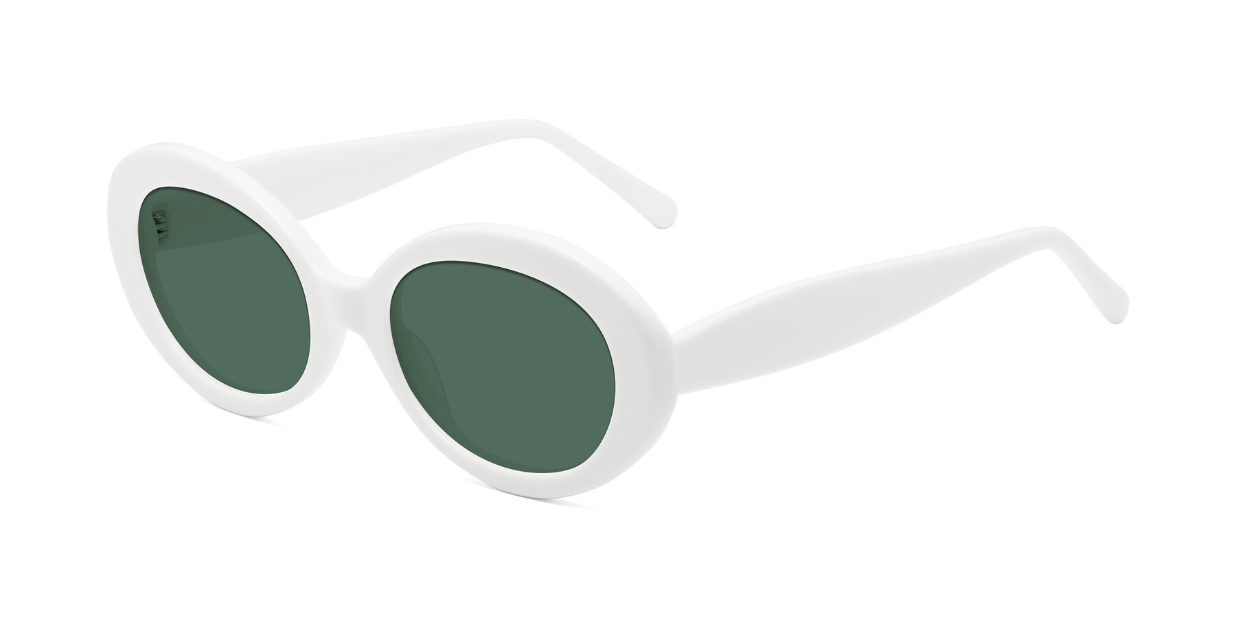 Angle of Fair in White with Green Polarized Lenses