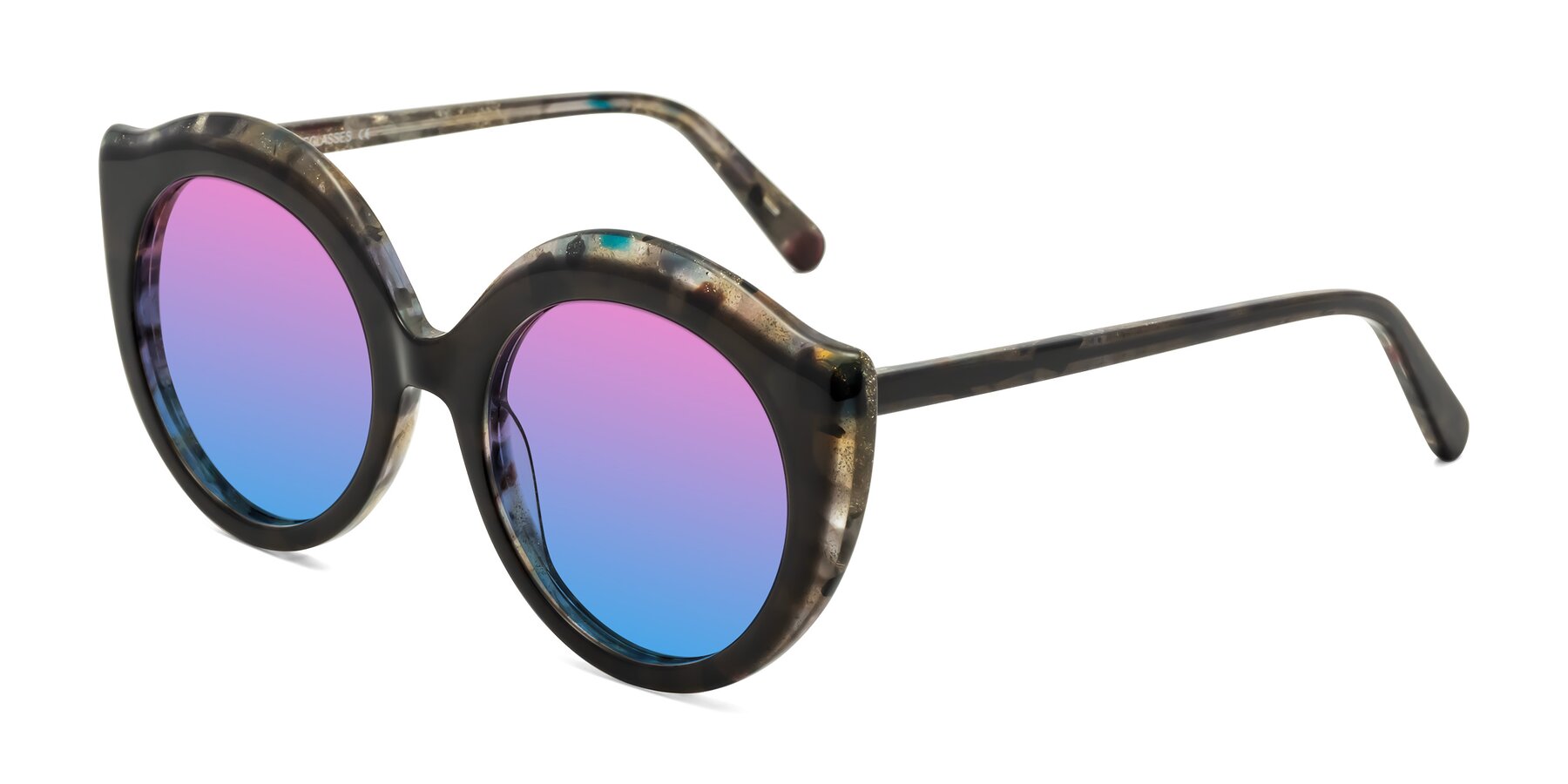 Angle of Ring in Dark Gray with Pink / Blue Gradient Lenses