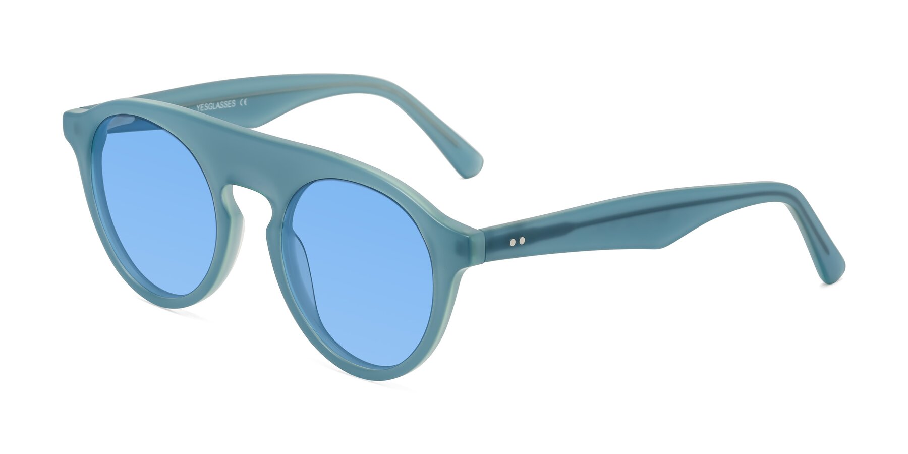 Angle of Band in Haze Blue with Medium Blue Tinted Lenses