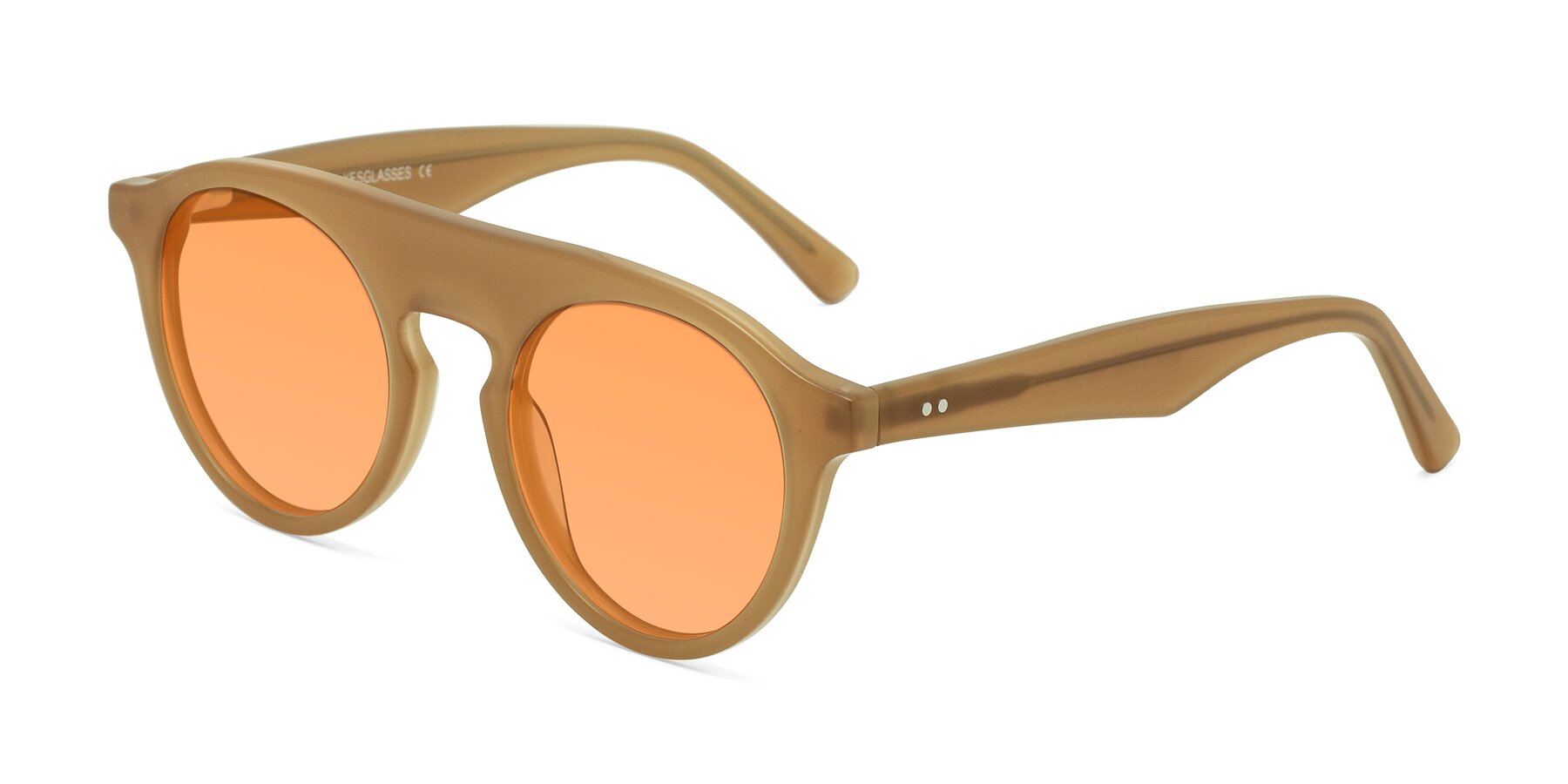 Angle of Band in Caramel with Medium Orange Tinted Lenses