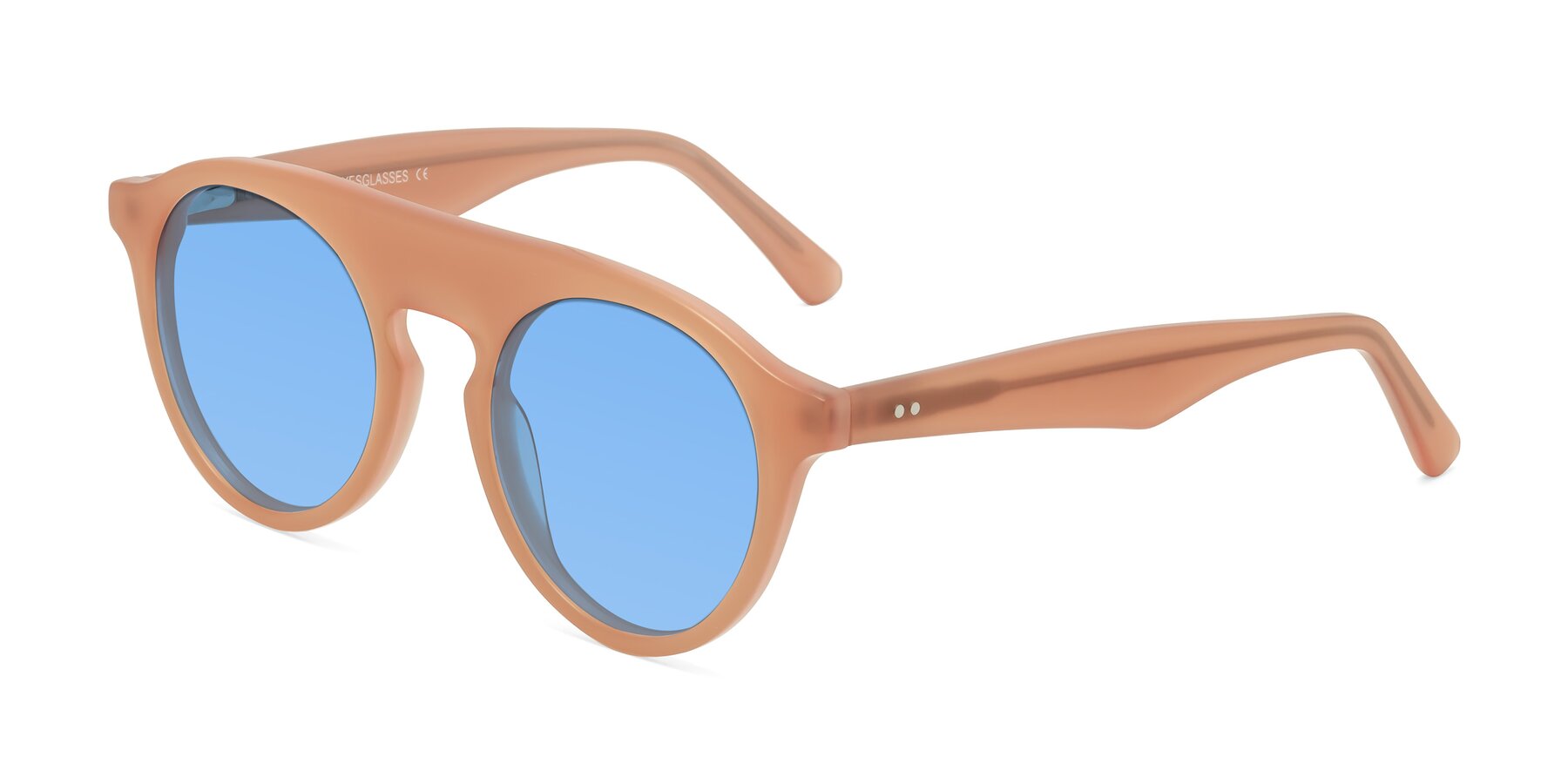 Angle of Band in Peach with Medium Blue Tinted Lenses