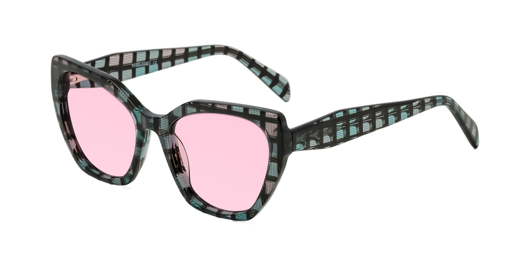 Angle of Tilton in Blue Grid with Light Pink Tinted Lenses