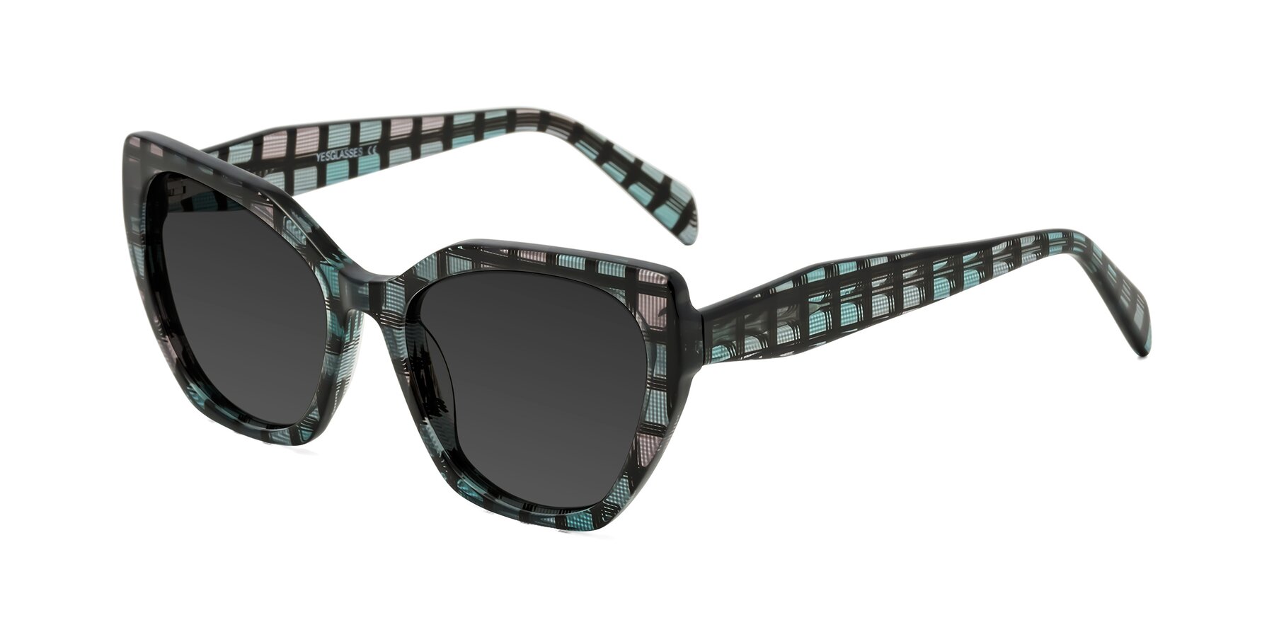 Angle of Tilton in Blue Grid with Gray Tinted Lenses