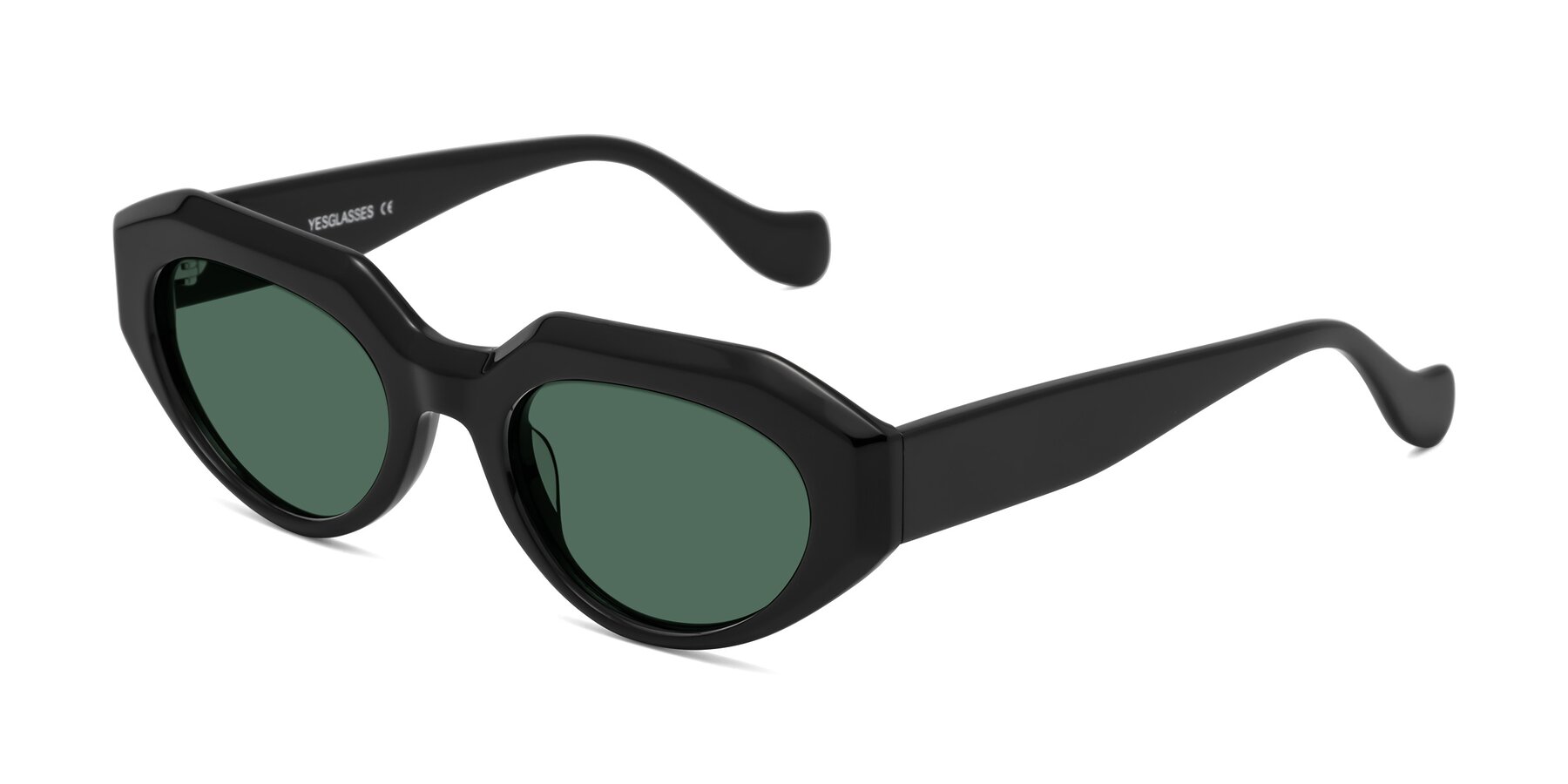 Angle of Vantis in Black with Green Polarized Lenses