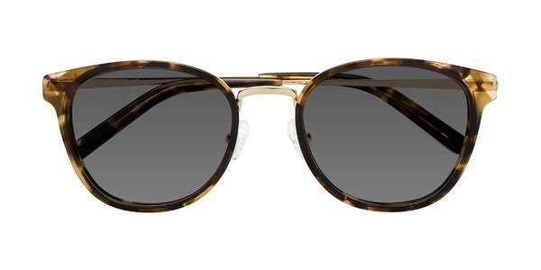 Front of Callie in Tortoise / Gold