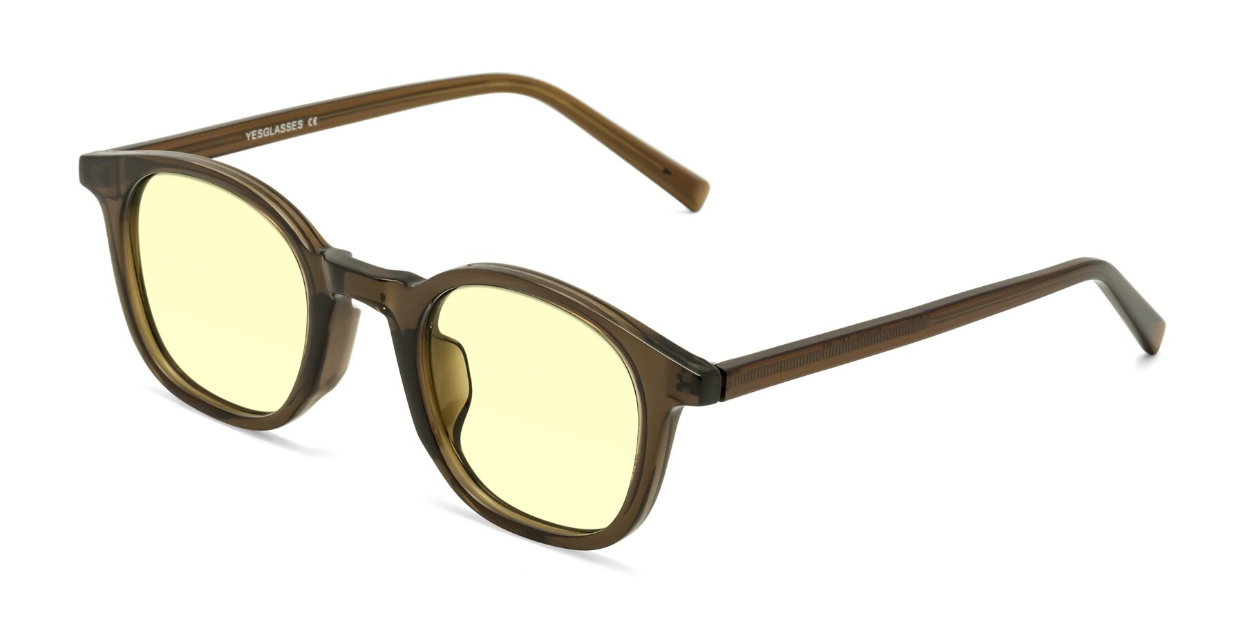 Angle of Cambridge in Coffee with Light Yellow Tinted Lenses