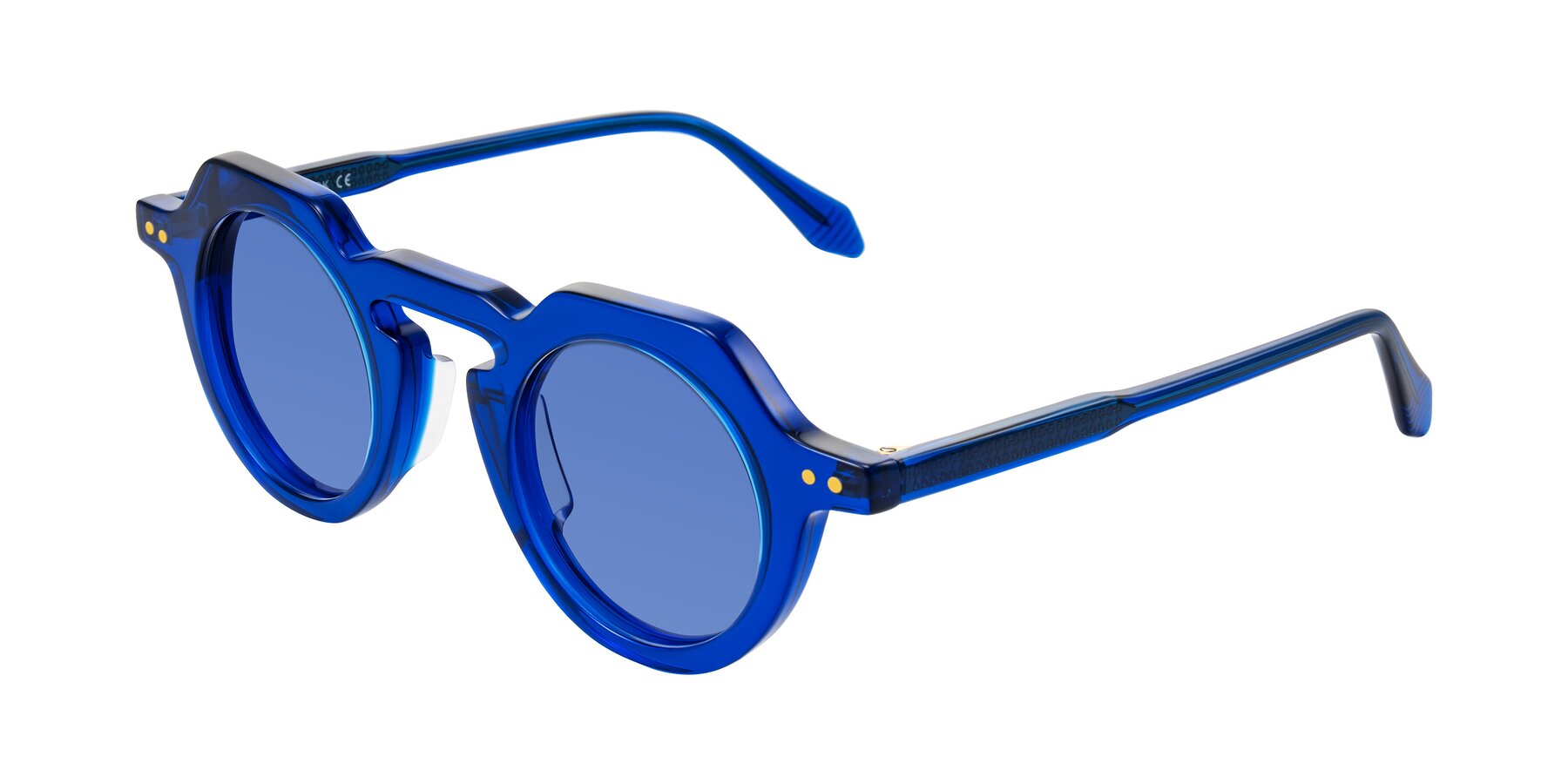 Angle of Arbor in Blue with Blue Tinted Lenses