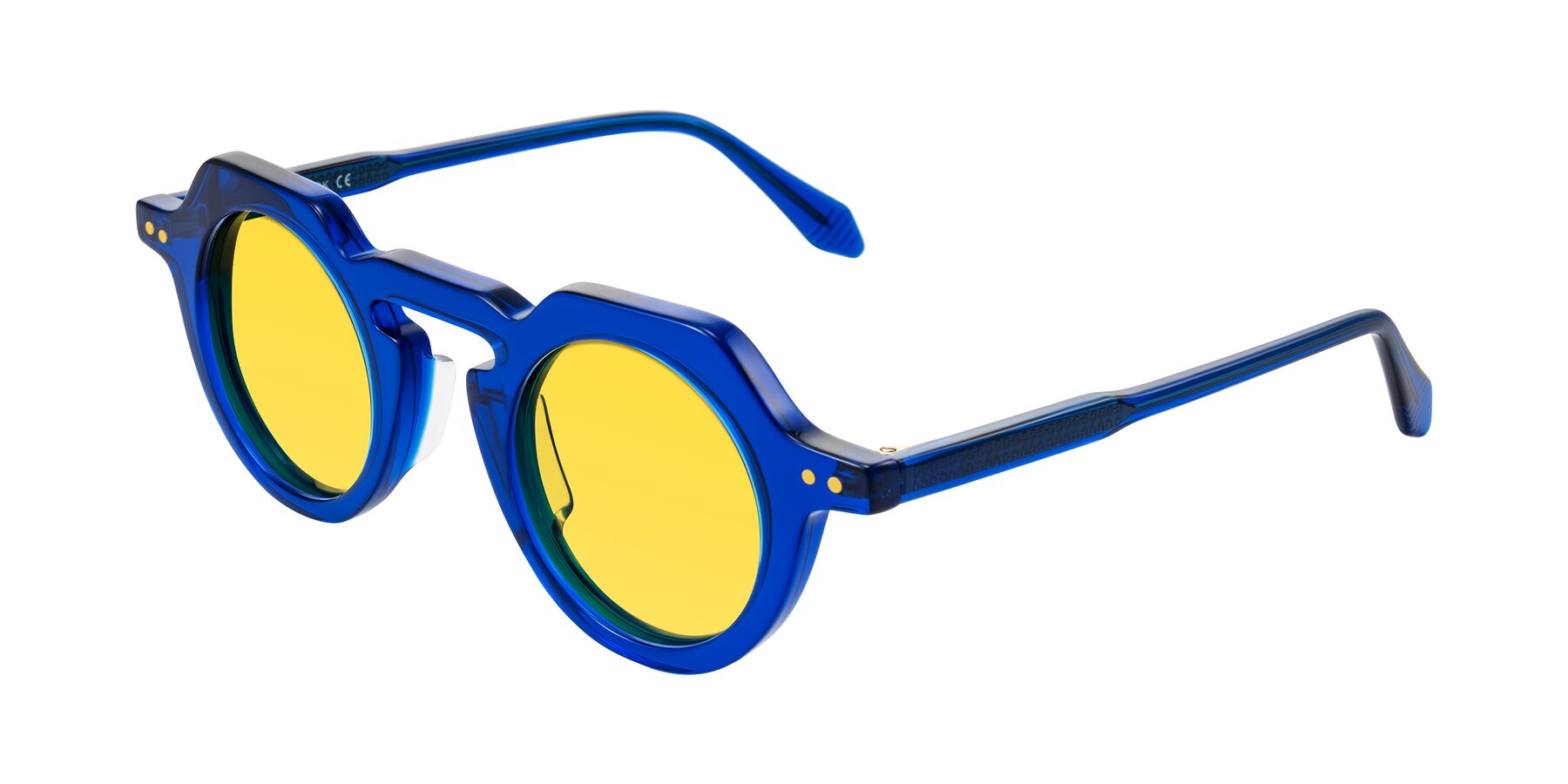 Angle of Arbor in Blue with Yellow Tinted Lenses