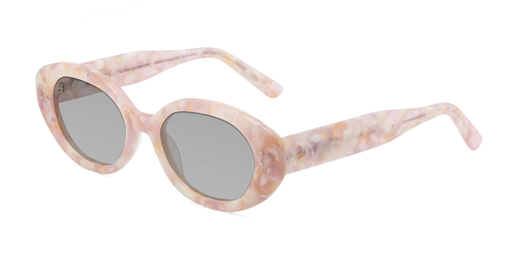 Angle of Quuen in Light Pink Tortoise with Light Gray Tinted Lenses