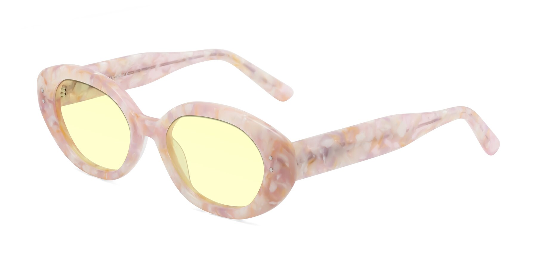 Angle of Quuen in Light Pink Tortoise with Light Yellow Tinted Lenses