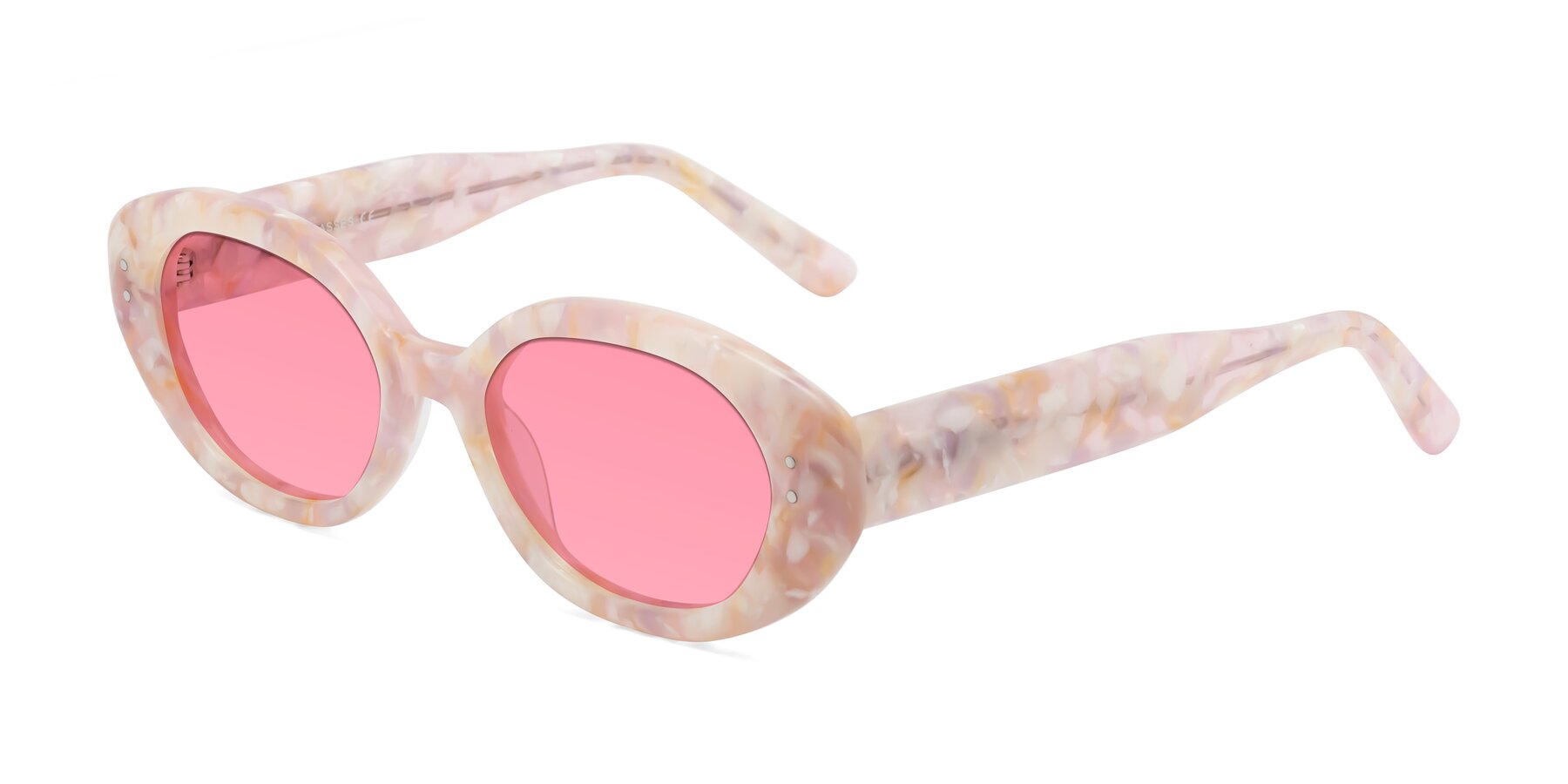 Angle of Quuen in Light Pink Tortoise with Pink Tinted Lenses