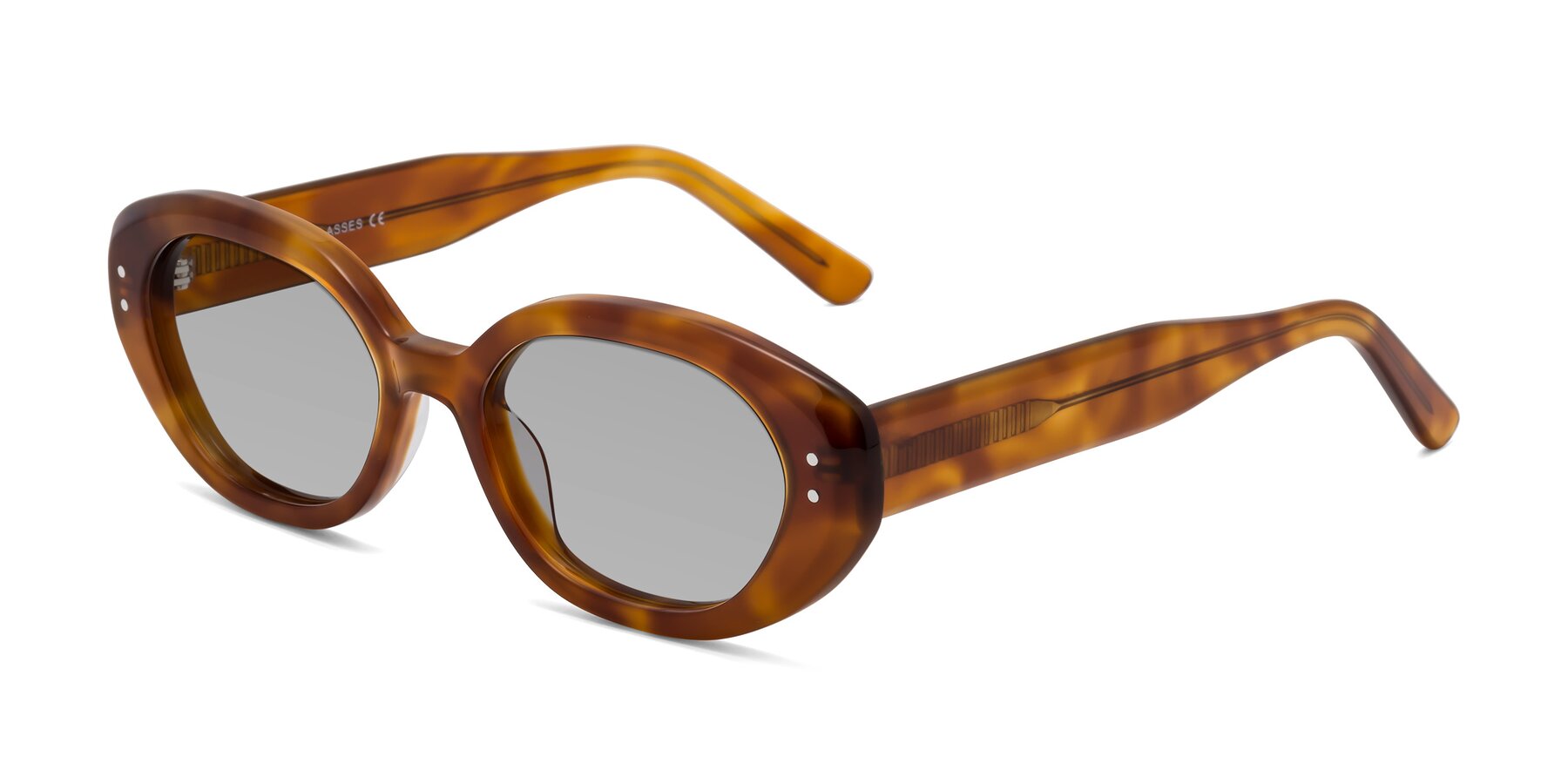 Angle of Quuen in Amber Tortoise with Light Gray Tinted Lenses