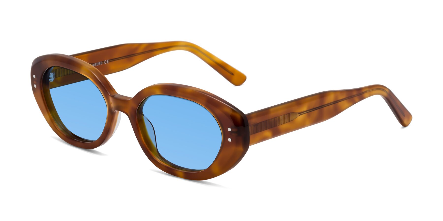 Angle of Quuen in Amber Tortoise with Medium Blue Tinted Lenses