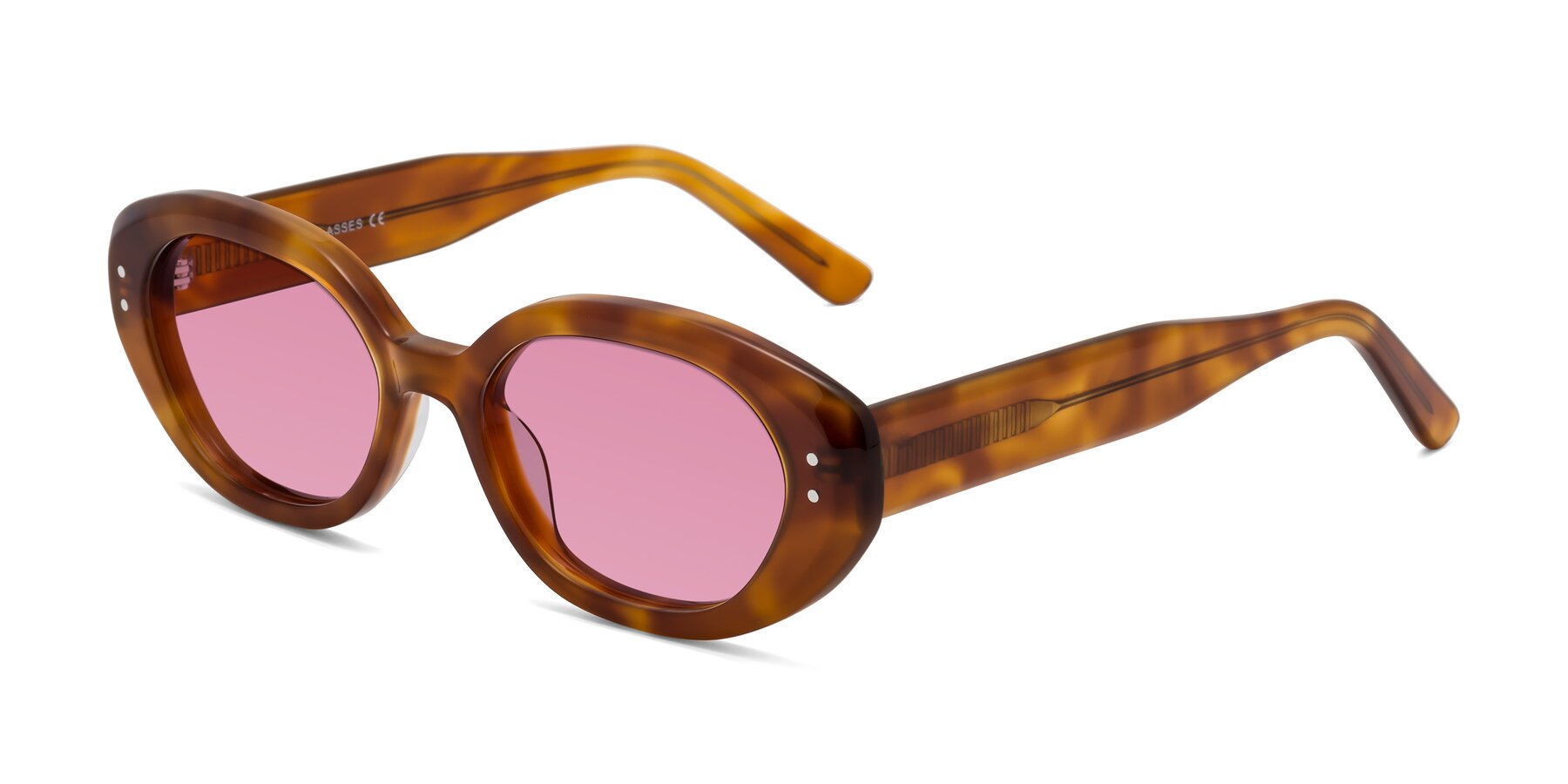 Angle of Quuen in Amber Tortoise with Medium Wine Tinted Lenses