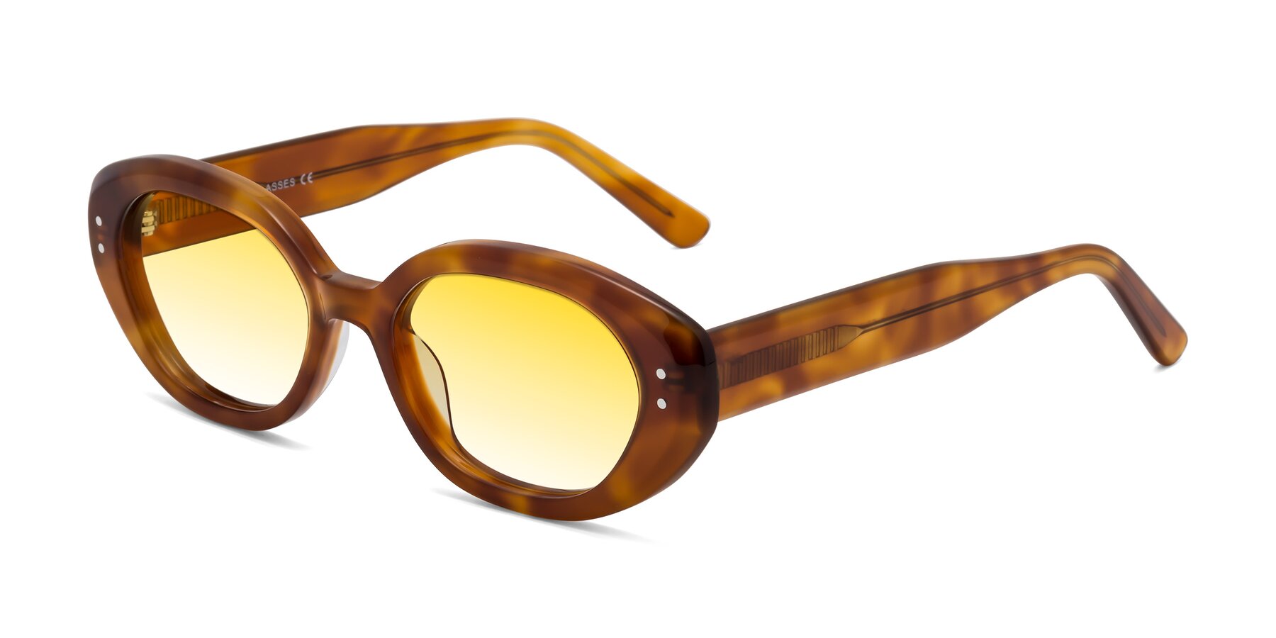 Angle of Quuen in Amber Tortoise with Yellow Gradient Lenses