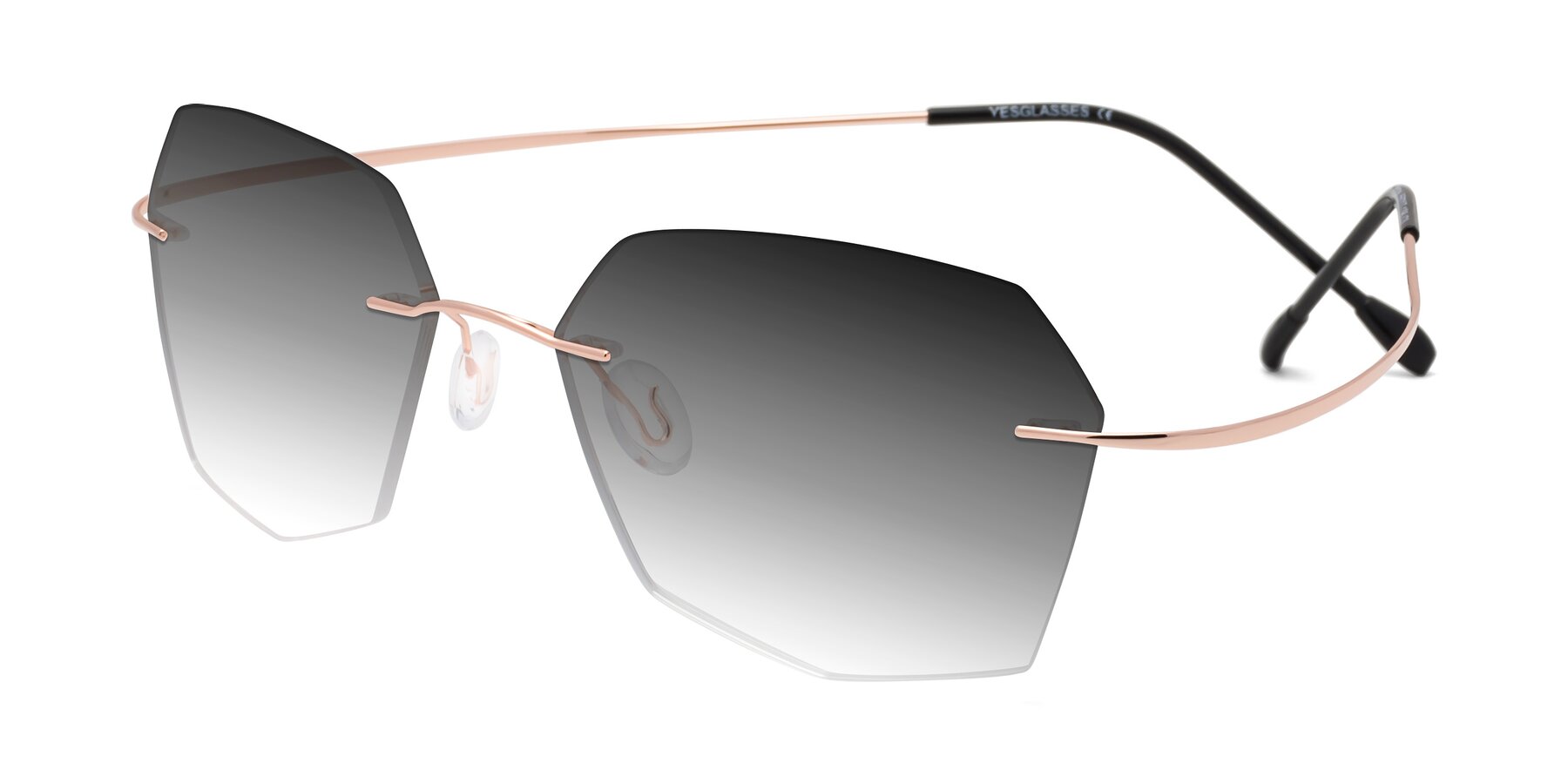 Angle of Denzel in Rose Gold with Gray Gradient Lenses