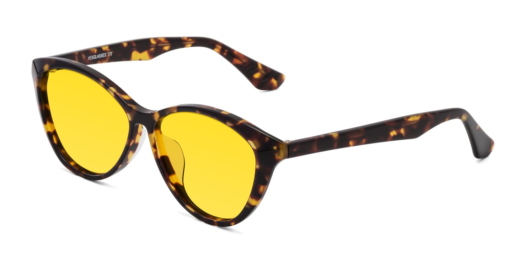 Angle of Casualness in Tortoise with Yellow Tinted Lenses