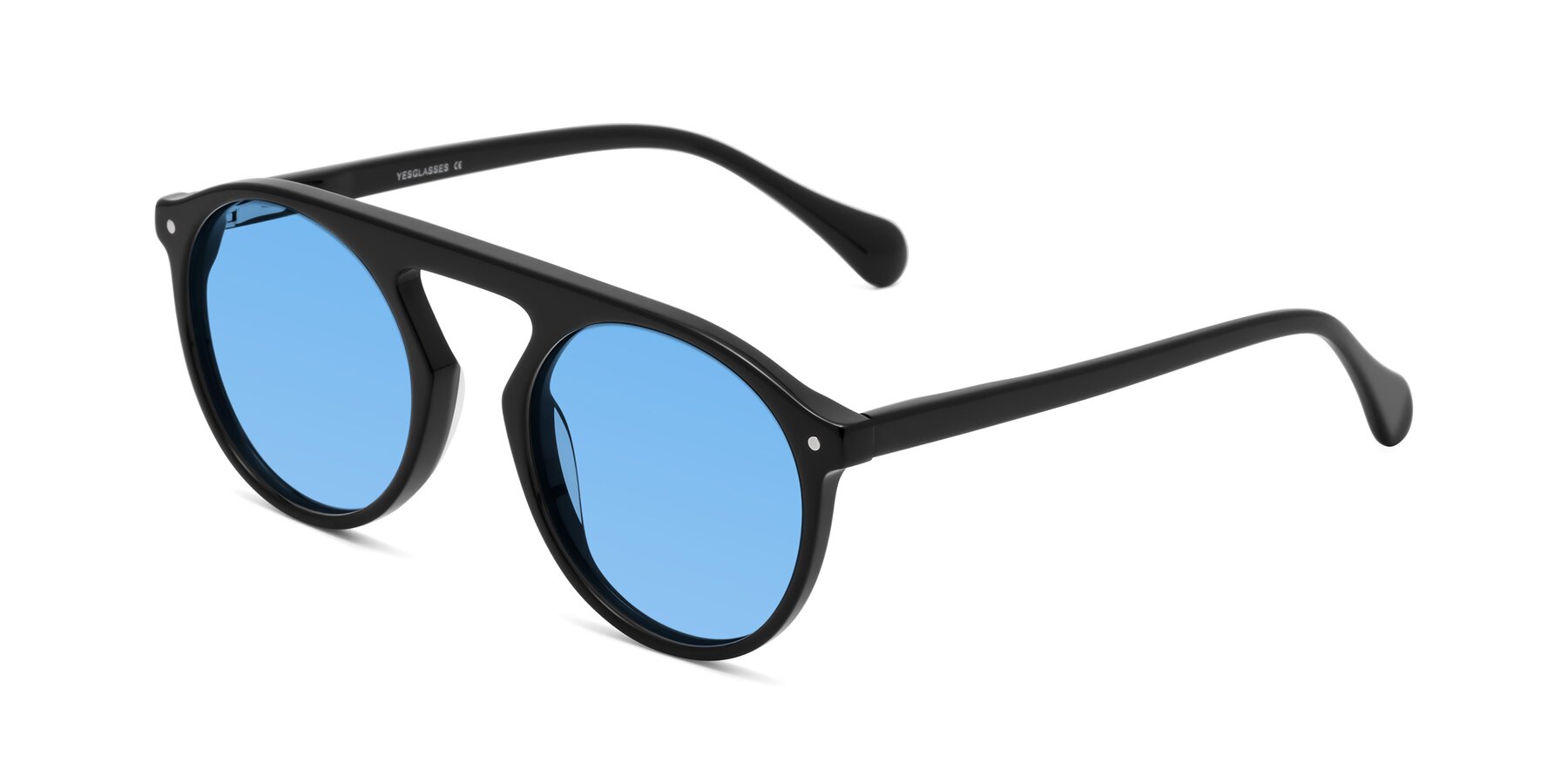 Angle of Gardon in Black with Medium Blue Tinted Lenses