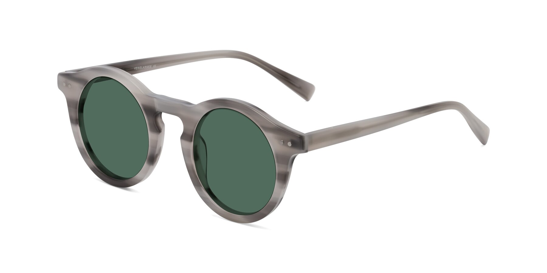 Angle of Baybe in Gray Striped with Green Polarized Lenses