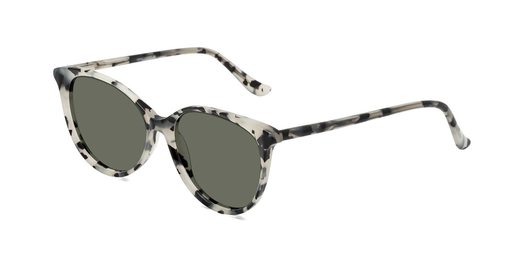 Angle of Maria in Ivory Tortoise with Gray Polarized Lenses