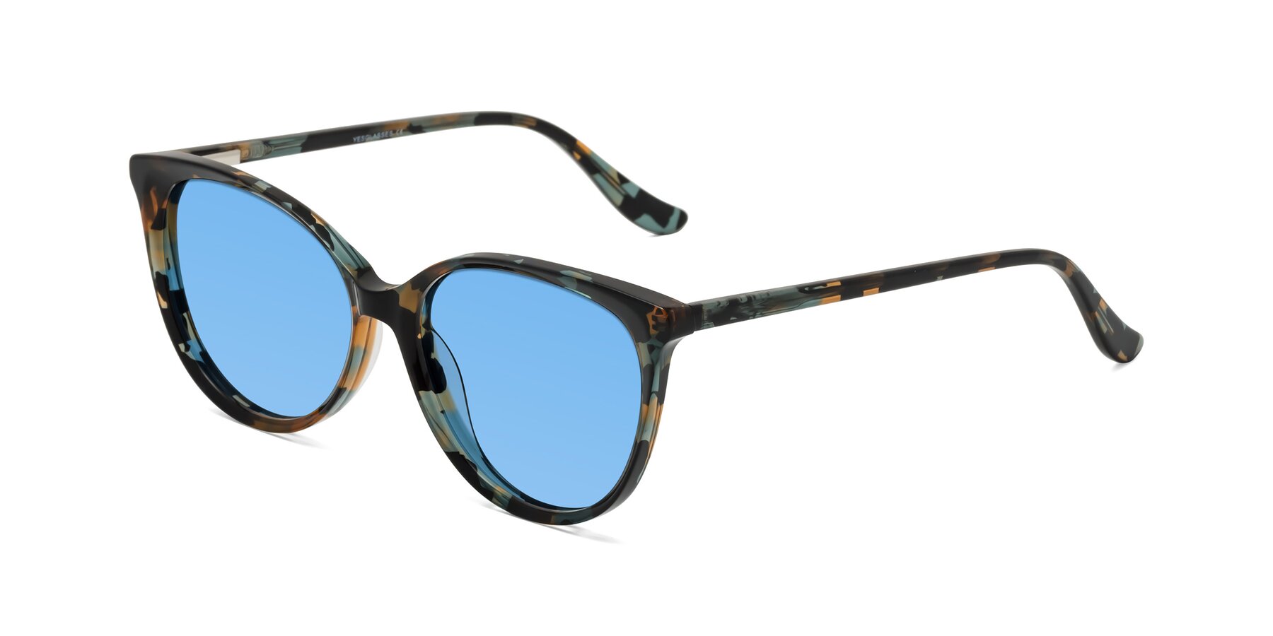 Angle of Maria in Orange Tortoise with Medium Blue Tinted Lenses