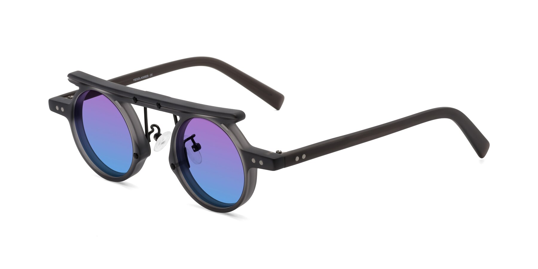 Angle of Deer in Matte Gray with Purple / Blue Gradient Lenses