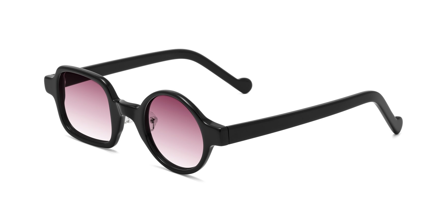 Angle of Singer in Black with Wine Gradient Lenses