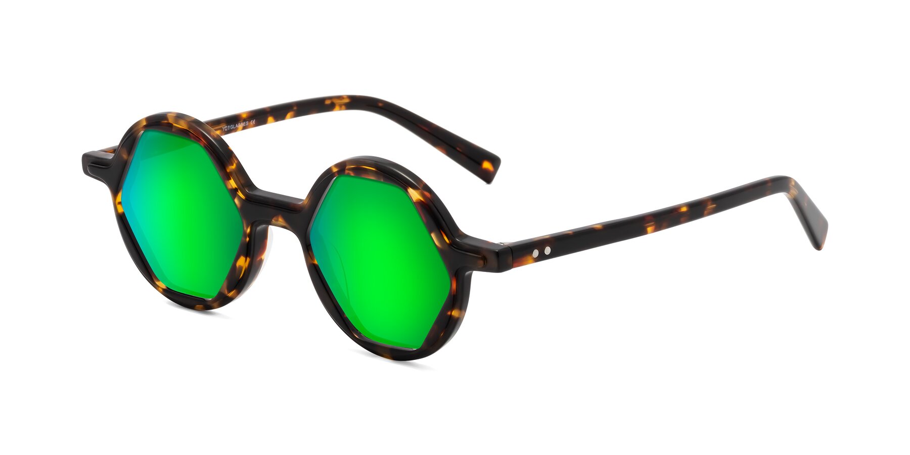 Angle of Alien in Tortoise with Green Mirrored Lenses