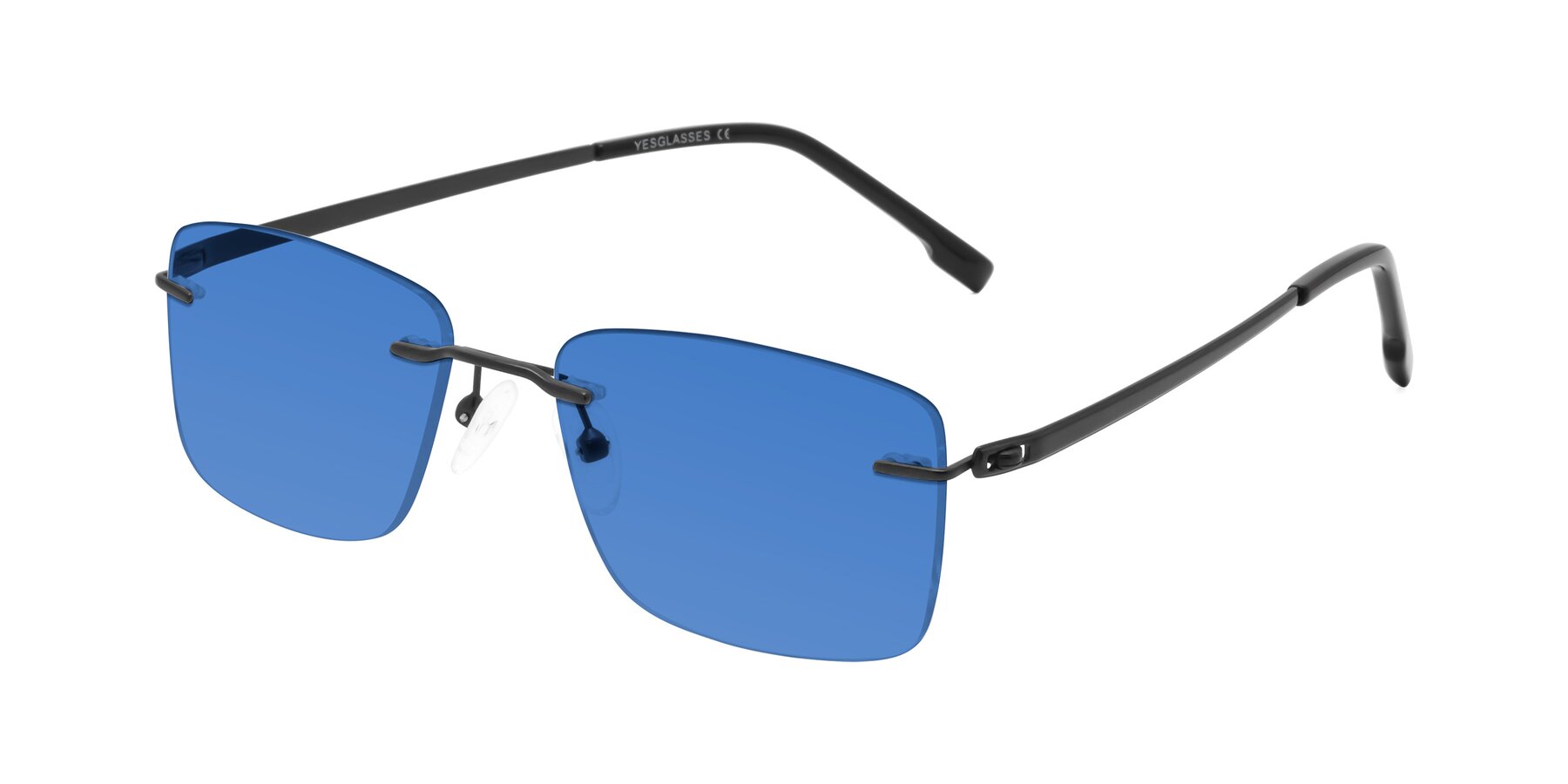 Angle of Yam in Matte Black with Blue Tinted Lenses