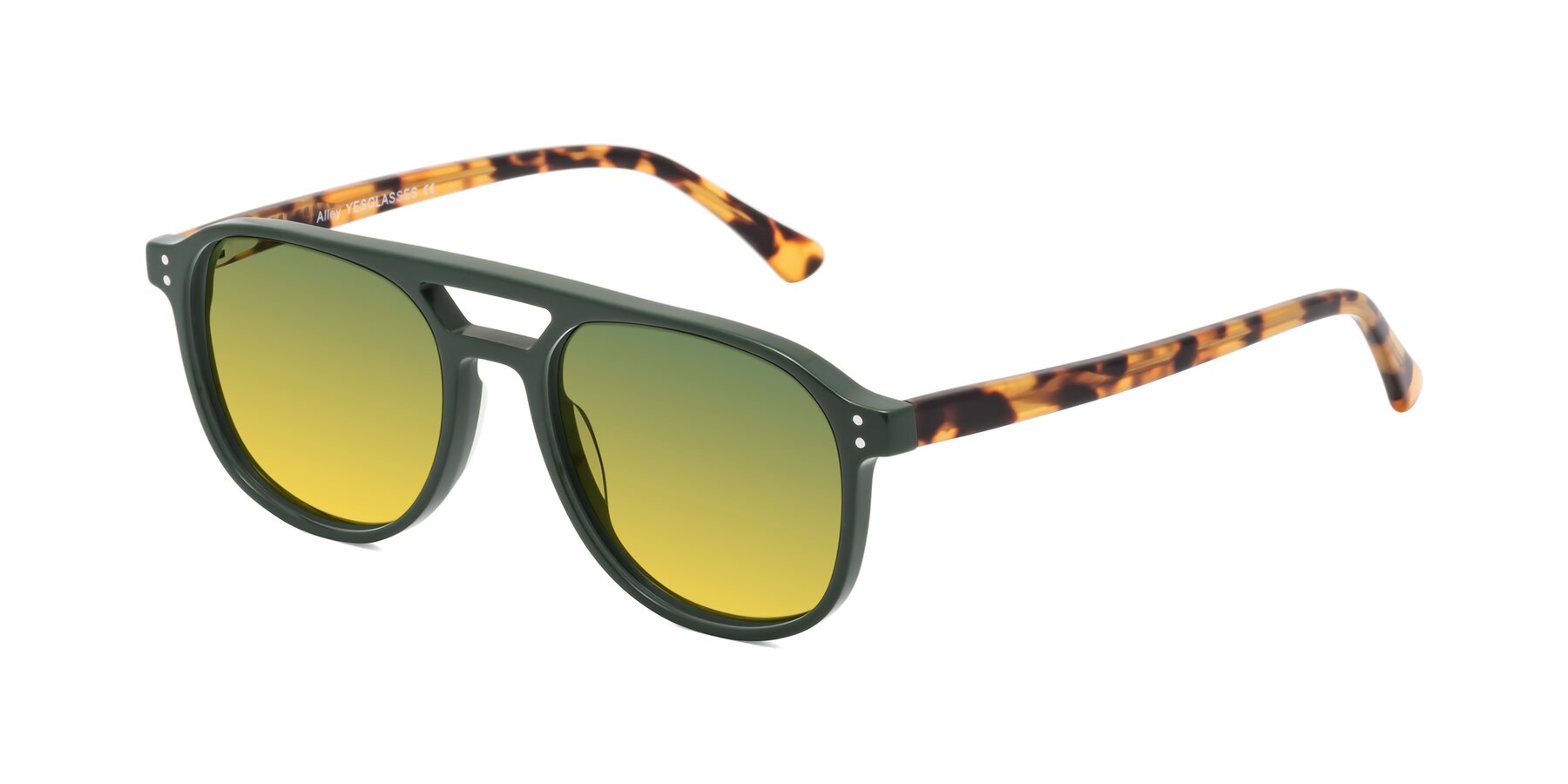 Angle of Alley in Seaweed-Tortoise with Green / Yellow Gradient Lenses