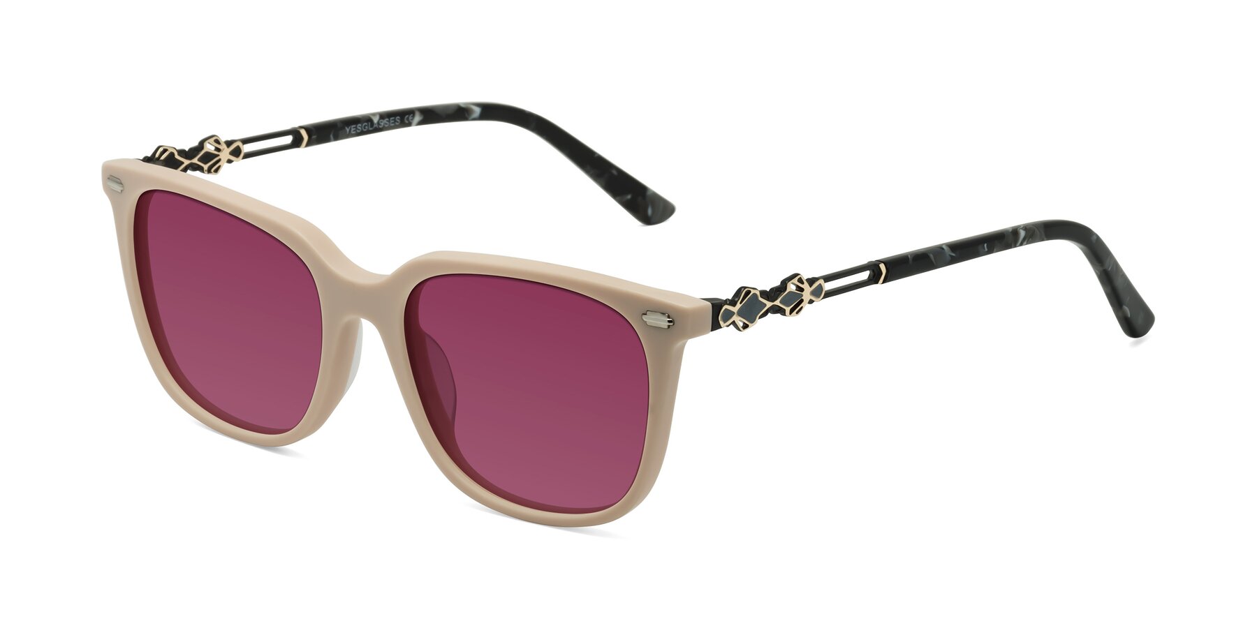 Angle of Dahlia in Ivory pink with Wine Tinted Lenses