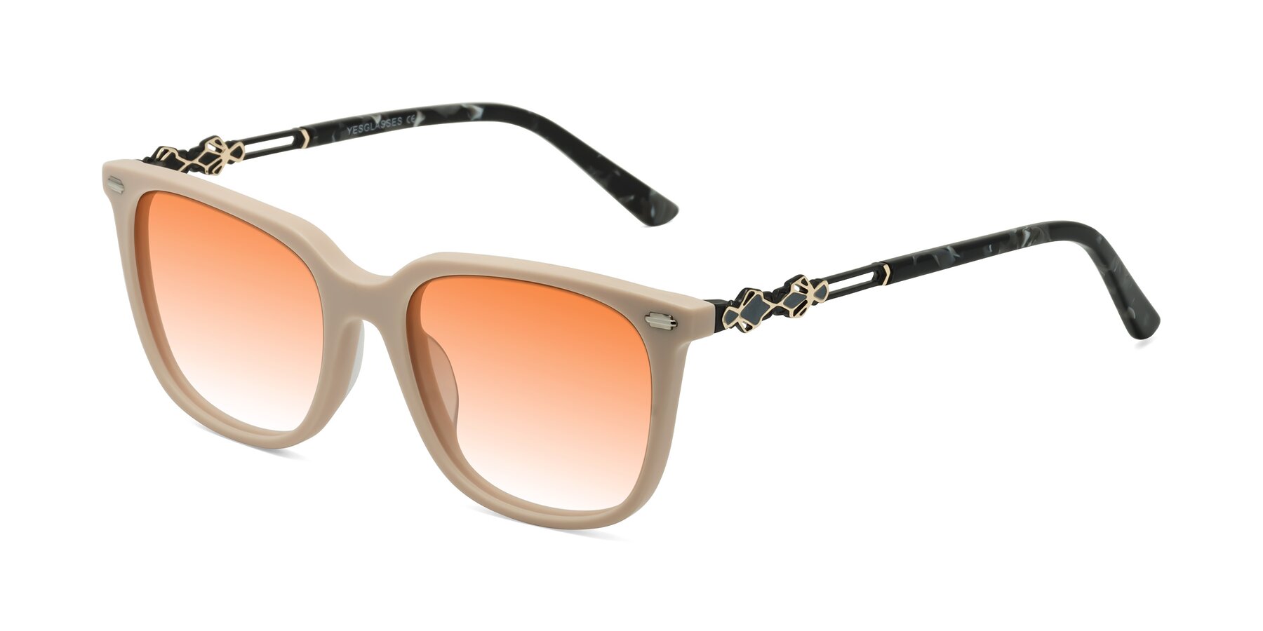 Angle of Dahlia in Ivory pink with Orange Gradient Lenses