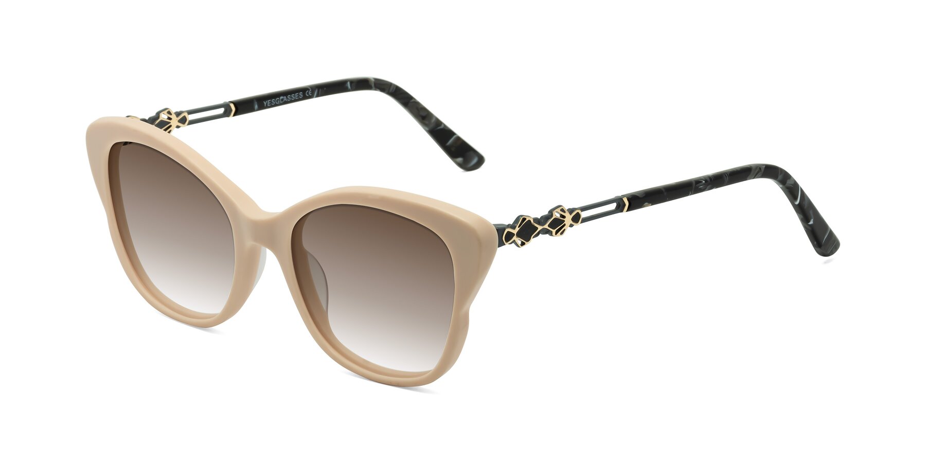 Angle of Azalea in Ivory pink with Brown Gradient Lenses