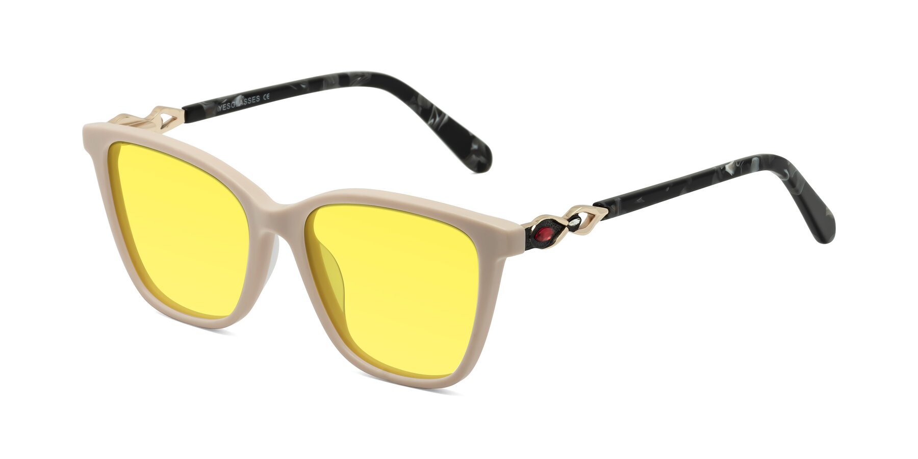 Angle of Mothe in Ivory pink with Medium Yellow Tinted Lenses