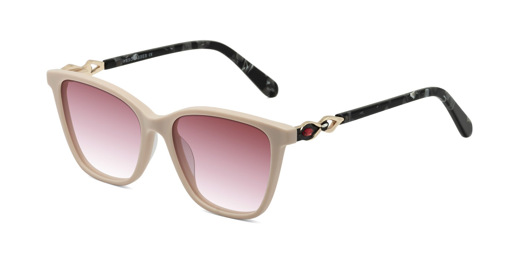 Angle of Mothe in Ivory pink with Garnet Gradient Lenses