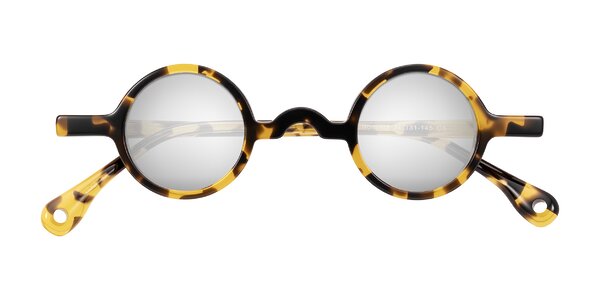 Front of Hominid in Tortoise