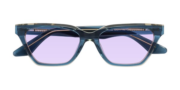 Front of Discolor in Blue / Champagne