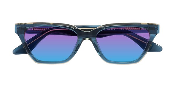 Front of Discolor in Blue / Champagne