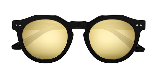 Front of Brando in Black